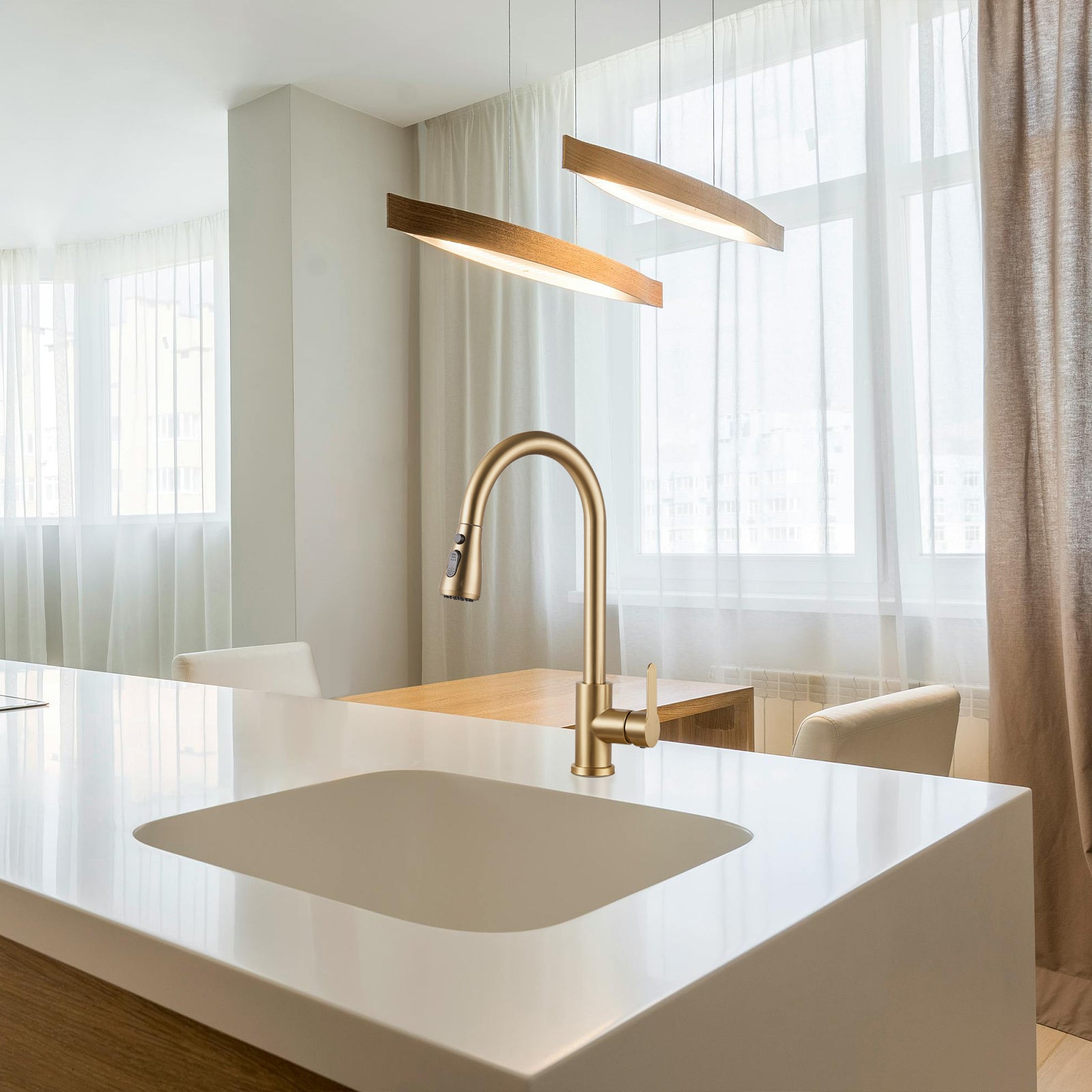 Gooseneck Single-Handle Pull Down Sprayer Kitchen Faucet with Deckplate and Sweep Spray Pull Out Sink Faucet in Gold